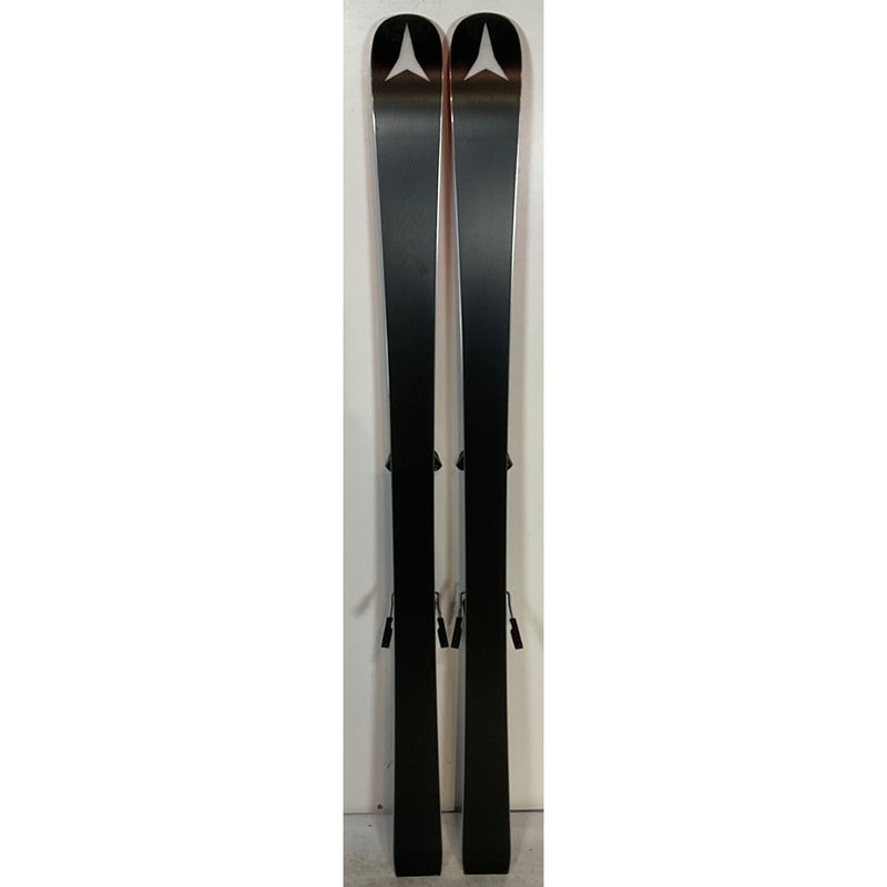 2025 Atomic Redster G9 GS 138cm Jr Skis w/ Icon 10 Bindings