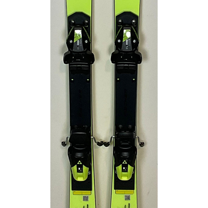 2025 Fischer RC4 SL 140cm Jr Skis w/ Z9 Bindings